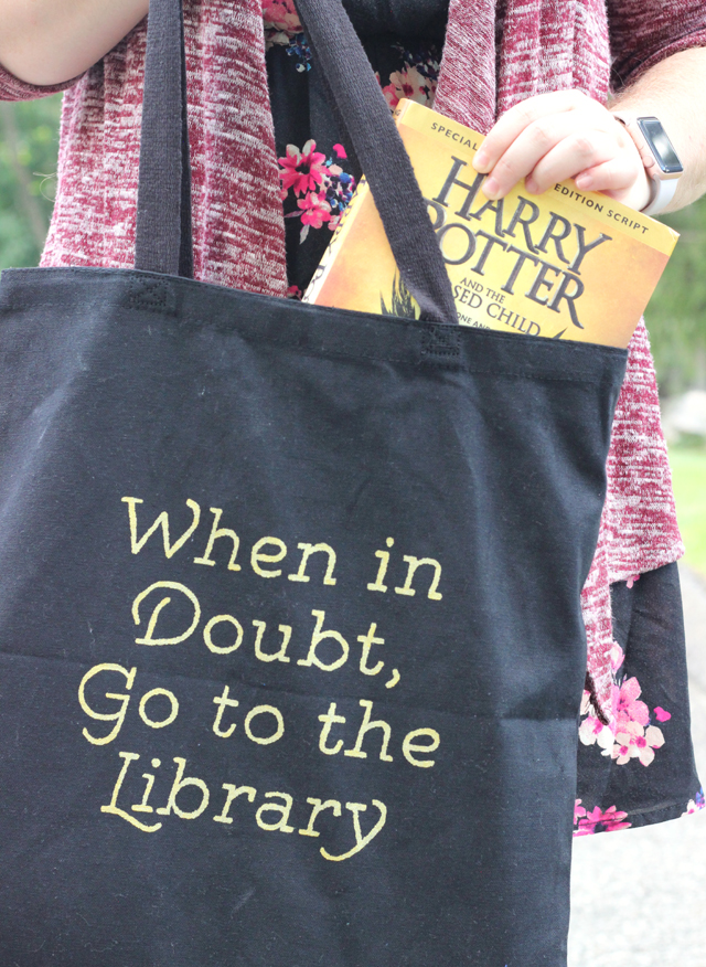 Outfit: When In Doubt, Go To The Library + Giveaway! | Sincerely, Sara